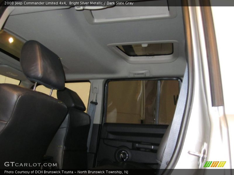 Bright Silver Metallic / Dark Slate Gray 2008 Jeep Commander Limited 4x4