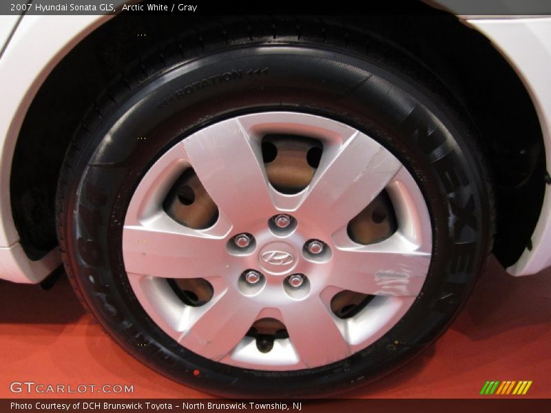 Arctic White / Gray 2007 Hyundai Sonata GLS