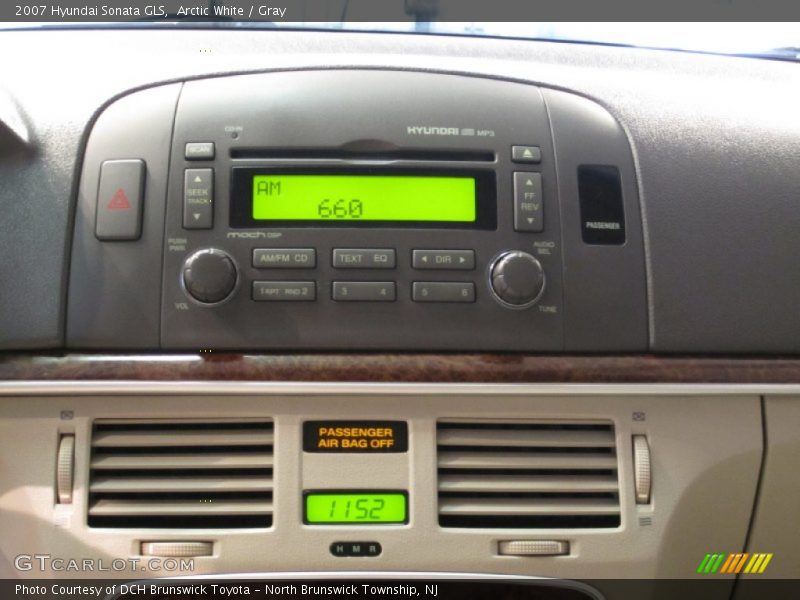 Arctic White / Gray 2007 Hyundai Sonata GLS