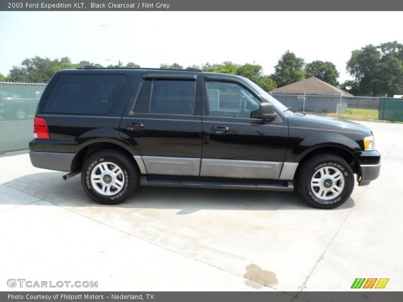 Black Clearcoat / Flint Grey 2003 Ford Expedition XLT