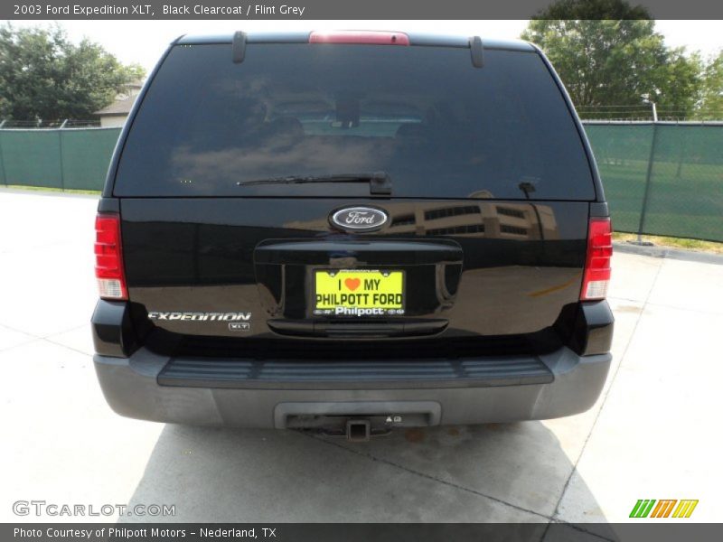 Black Clearcoat / Flint Grey 2003 Ford Expedition XLT