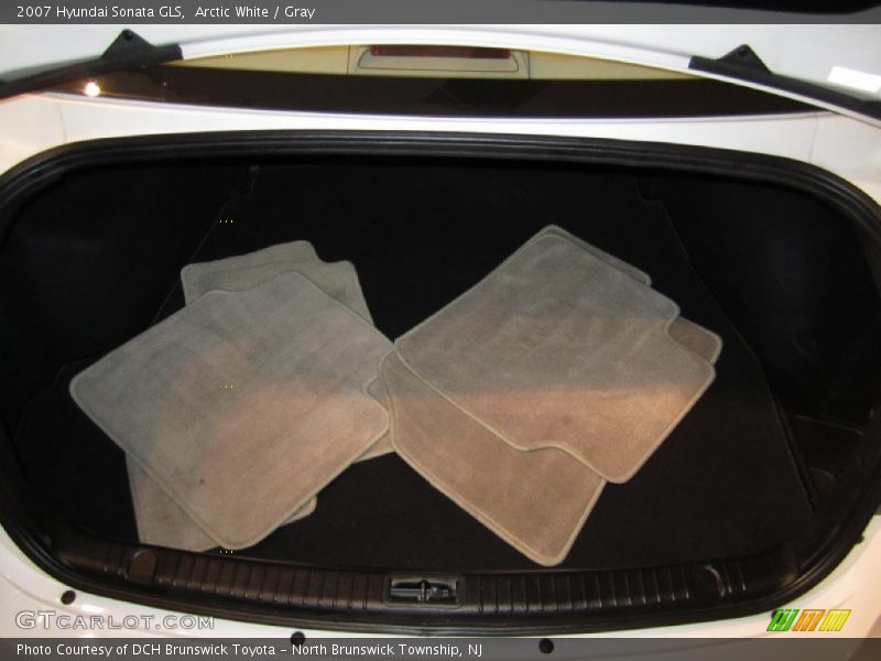 Arctic White / Gray 2007 Hyundai Sonata GLS