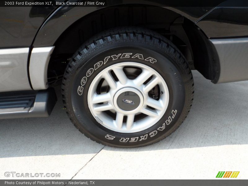 Black Clearcoat / Flint Grey 2003 Ford Expedition XLT