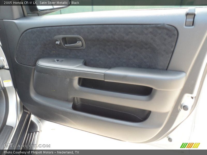 Satin Silver Metallic / Black 2005 Honda CR-V LX