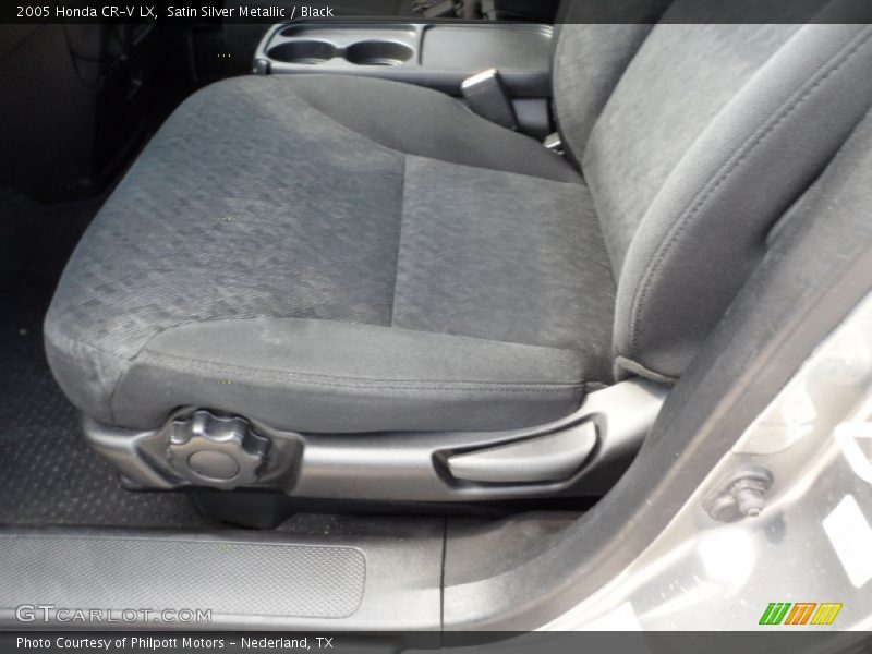 Satin Silver Metallic / Black 2005 Honda CR-V LX
