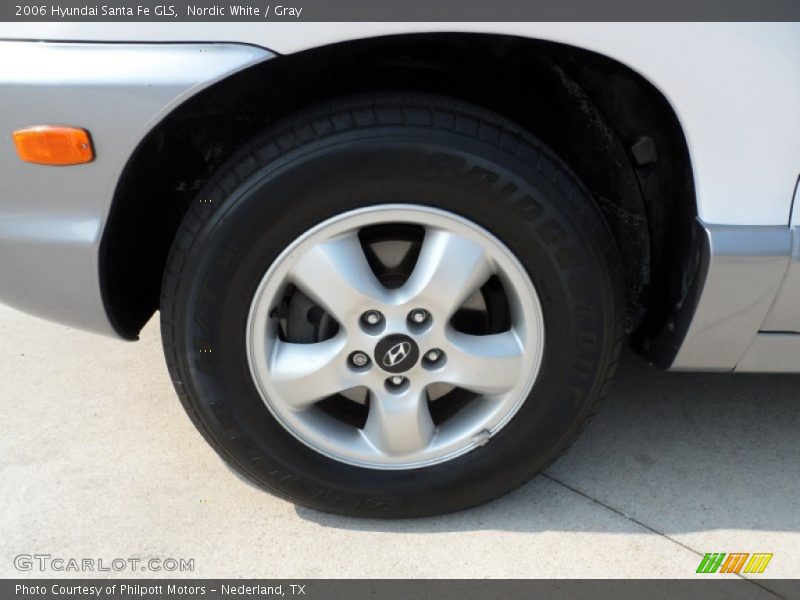 Nordic White / Gray 2006 Hyundai Santa Fe GLS