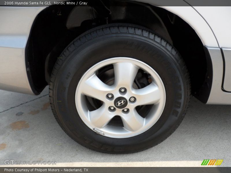 Nordic White / Gray 2006 Hyundai Santa Fe GLS