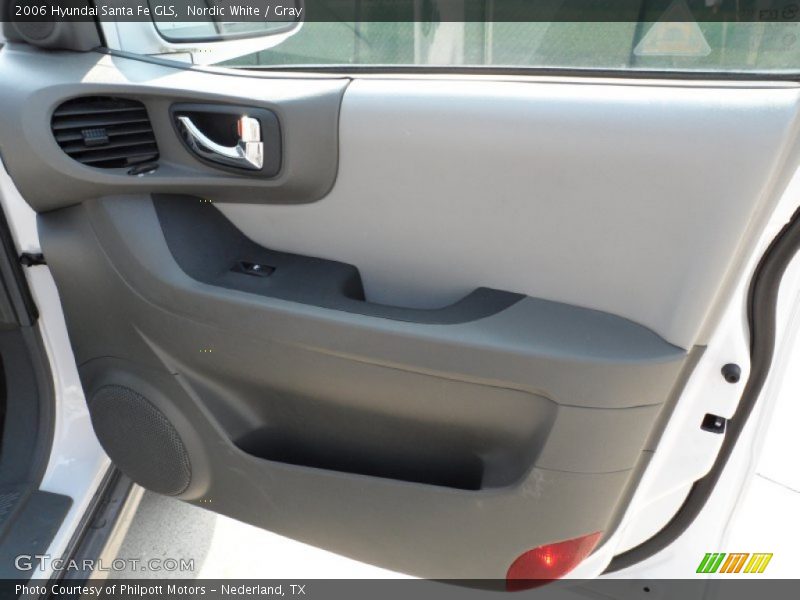 Nordic White / Gray 2006 Hyundai Santa Fe GLS