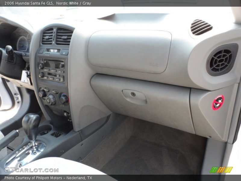 Nordic White / Gray 2006 Hyundai Santa Fe GLS
