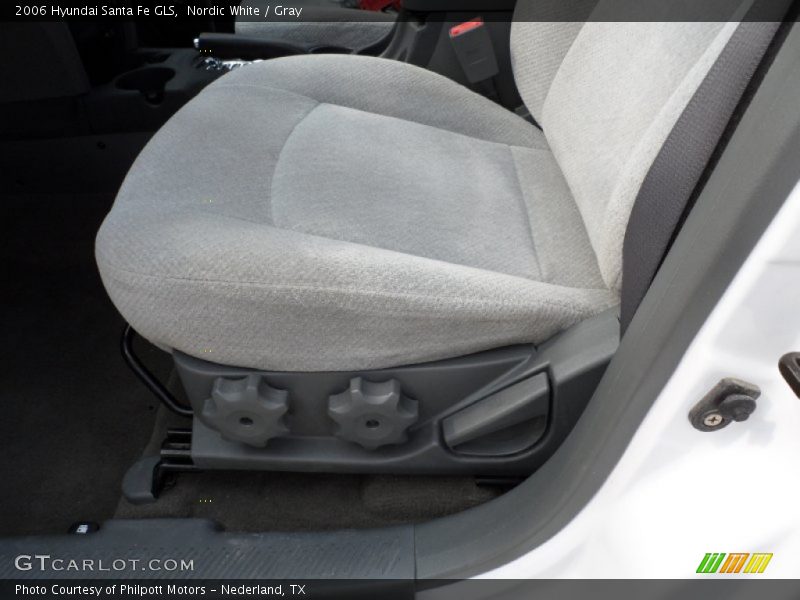 Nordic White / Gray 2006 Hyundai Santa Fe GLS