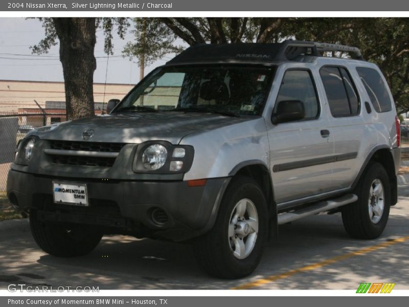 Silver Lightning Metallic / Charcoal 2004 Nissan Xterra