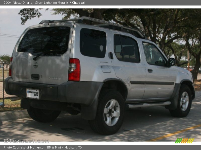 Silver Lightning Metallic / Charcoal 2004 Nissan Xterra