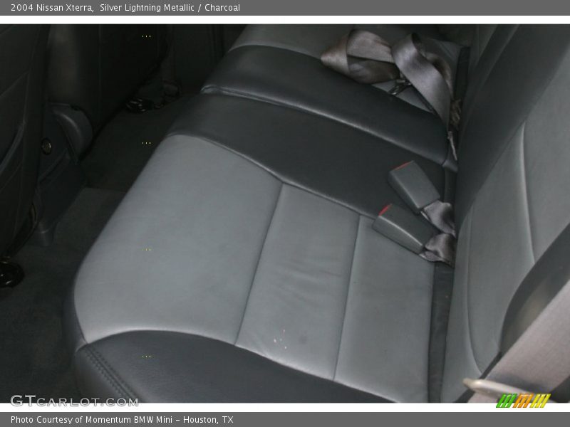 Silver Lightning Metallic / Charcoal 2004 Nissan Xterra