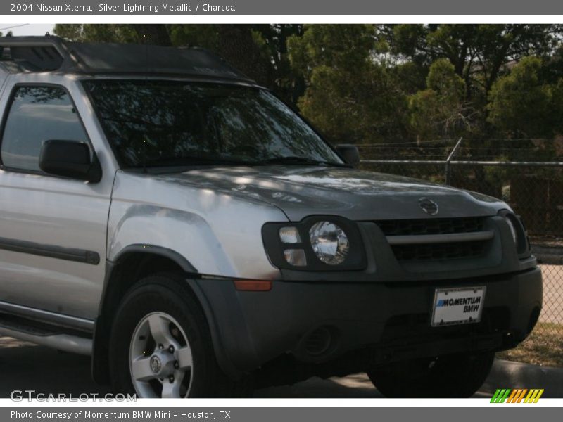 Silver Lightning Metallic / Charcoal 2004 Nissan Xterra