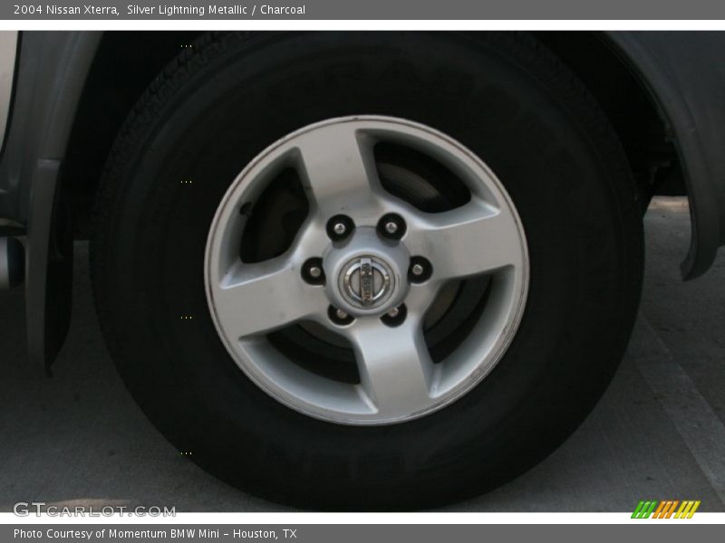 Silver Lightning Metallic / Charcoal 2004 Nissan Xterra