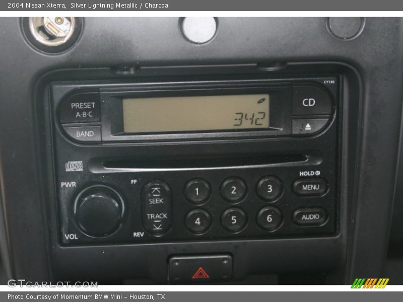Silver Lightning Metallic / Charcoal 2004 Nissan Xterra