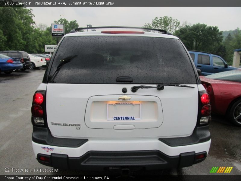Summit White / Light Gray 2005 Chevrolet TrailBlazer LT 4x4