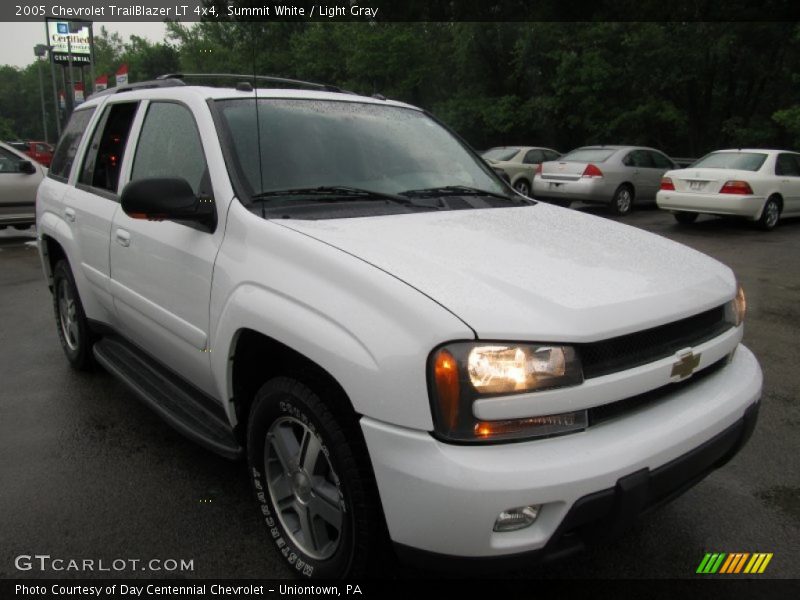 Summit White / Light Gray 2005 Chevrolet TrailBlazer LT 4x4