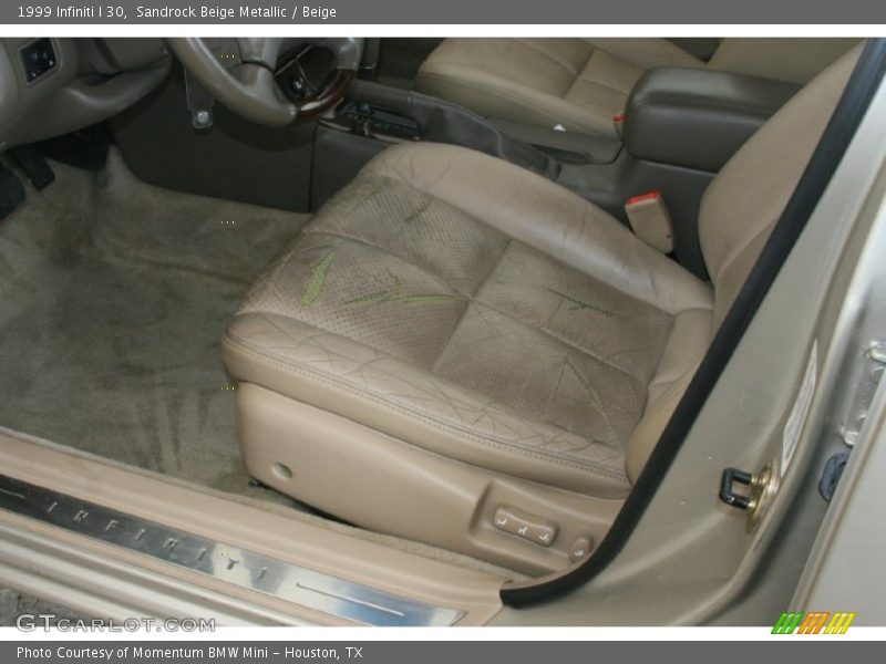 Sandrock Beige Metallic / Beige 1999 Infiniti I 30