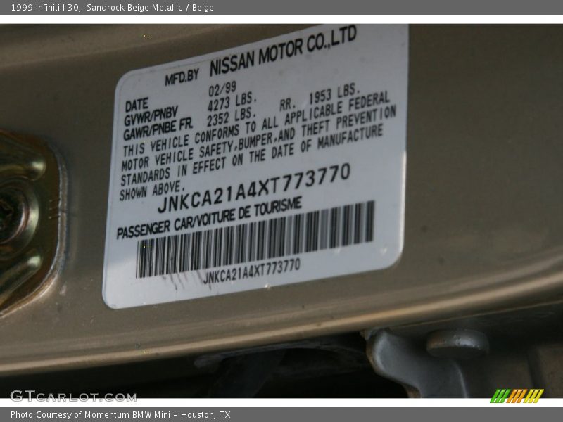 Sandrock Beige Metallic / Beige 1999 Infiniti I 30