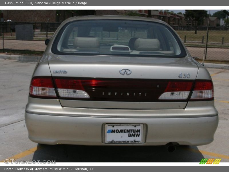 Sandrock Beige Metallic / Beige 1999 Infiniti I 30