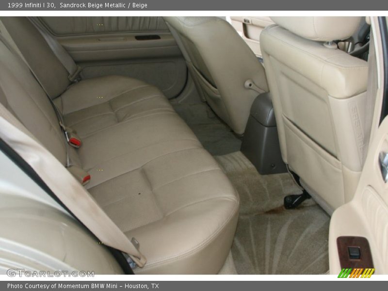 Sandrock Beige Metallic / Beige 1999 Infiniti I 30