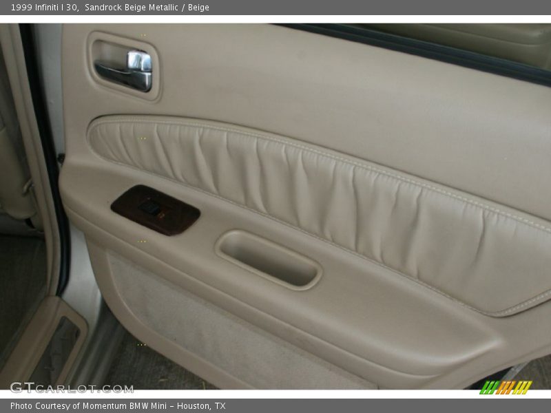 Sandrock Beige Metallic / Beige 1999 Infiniti I 30
