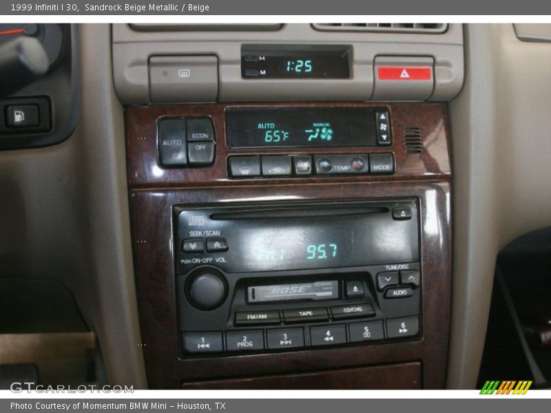 Sandrock Beige Metallic / Beige 1999 Infiniti I 30