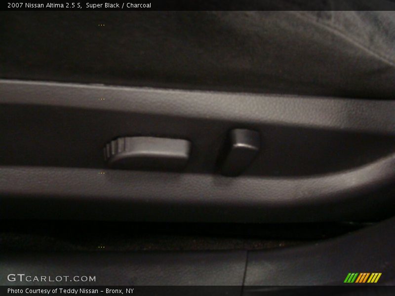 Super Black / Charcoal 2007 Nissan Altima 2.5 S