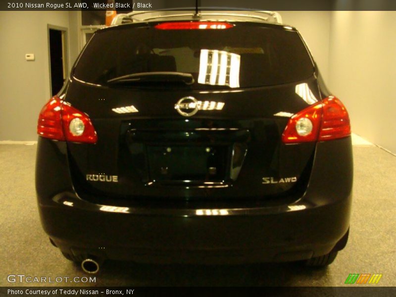 Wicked Black / Black 2010 Nissan Rogue SL AWD