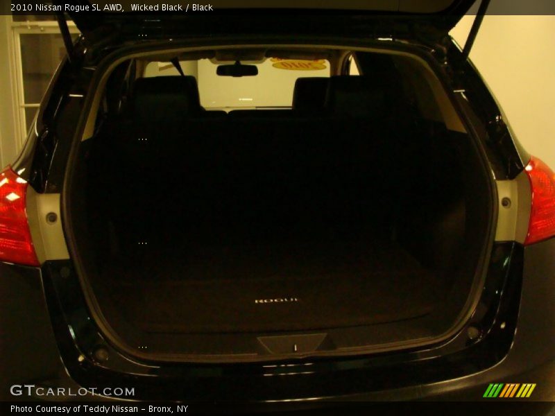 Wicked Black / Black 2010 Nissan Rogue SL AWD