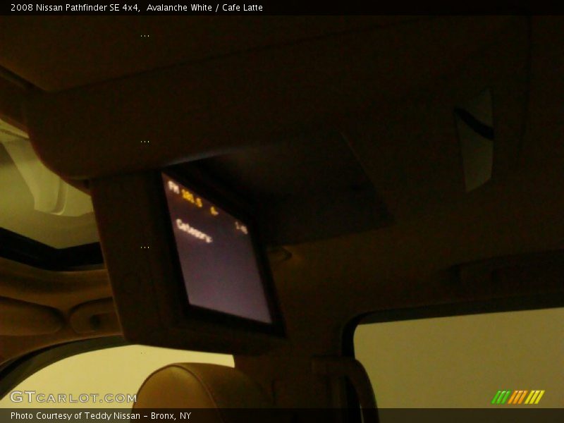 Avalanche White / Cafe Latte 2008 Nissan Pathfinder SE 4x4