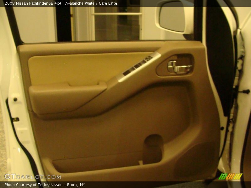 Avalanche White / Cafe Latte 2008 Nissan Pathfinder SE 4x4