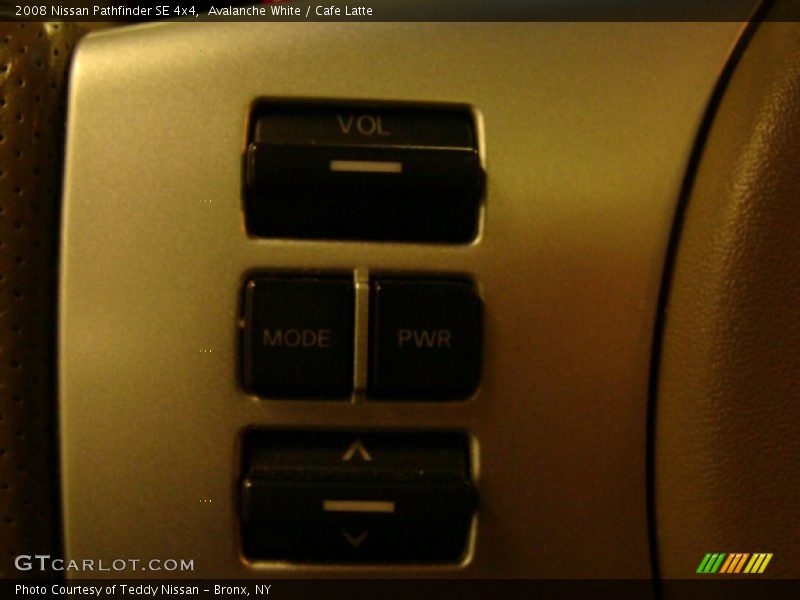 Avalanche White / Cafe Latte 2008 Nissan Pathfinder SE 4x4
