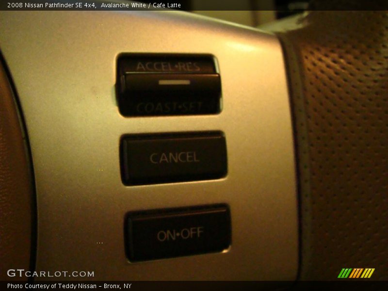 Avalanche White / Cafe Latte 2008 Nissan Pathfinder SE 4x4