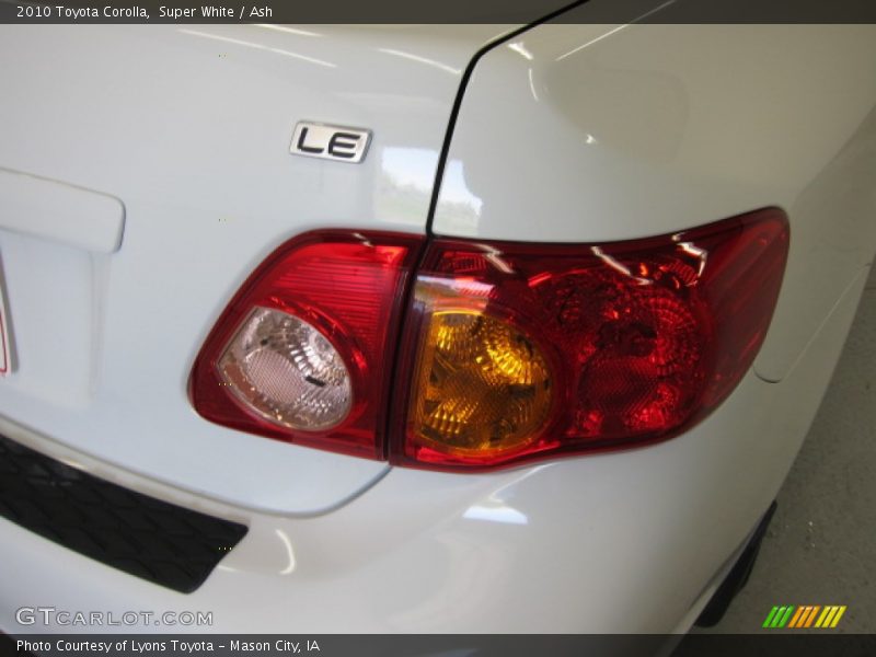 Super White / Ash 2010 Toyota Corolla