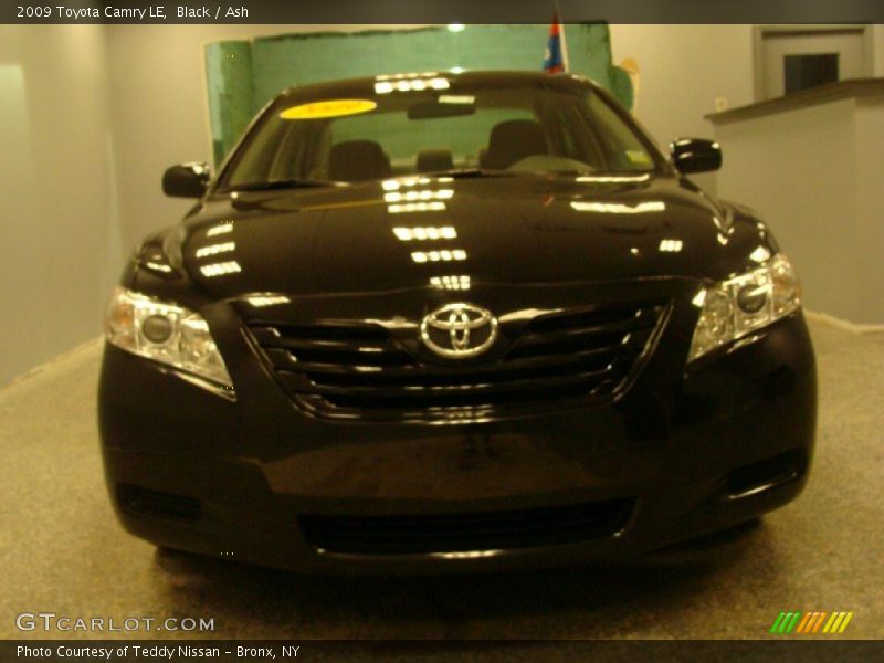 Black / Ash 2009 Toyota Camry LE