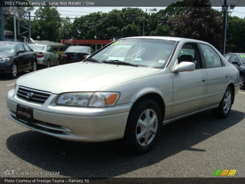 Lunar Mist Metallic / Gray 2001 Toyota Camry LE