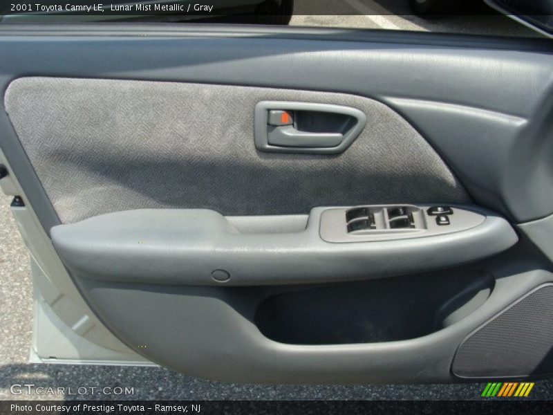 Lunar Mist Metallic / Gray 2001 Toyota Camry LE