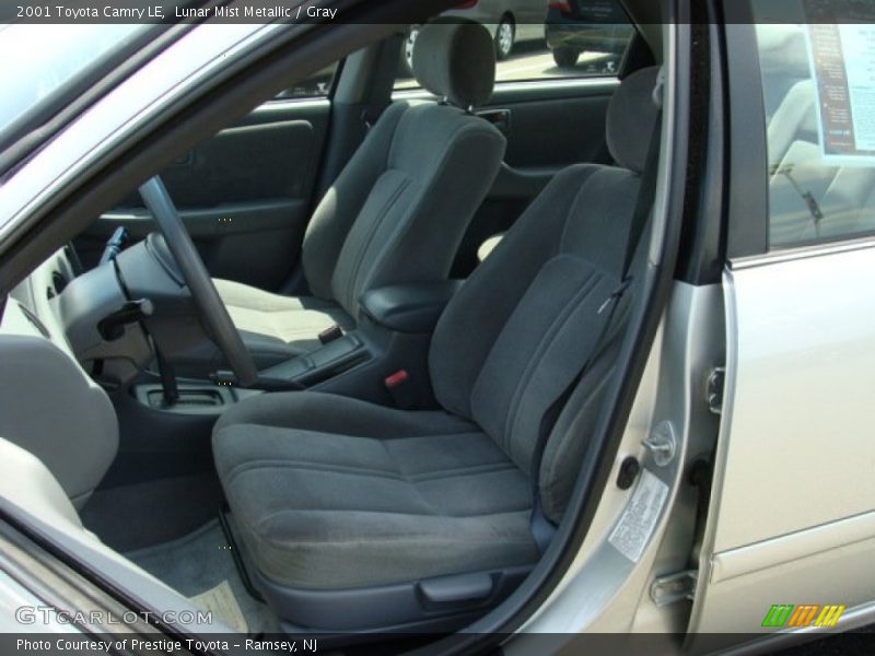 Lunar Mist Metallic / Gray 2001 Toyota Camry LE