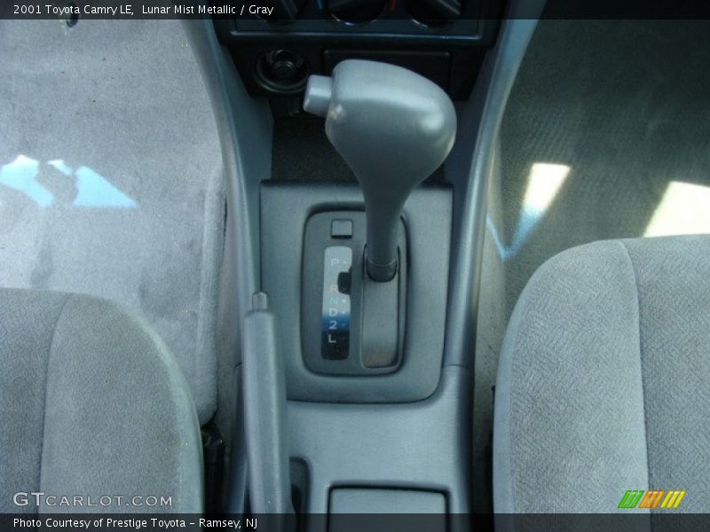 Lunar Mist Metallic / Gray 2001 Toyota Camry LE