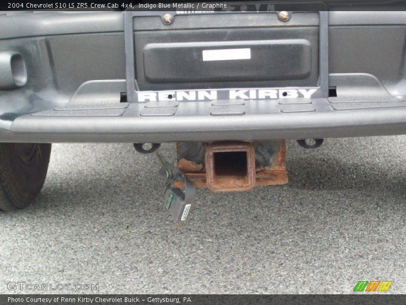 Indigo Blue Metallic / Graphite 2004 Chevrolet S10 LS ZR5 Crew Cab 4x4