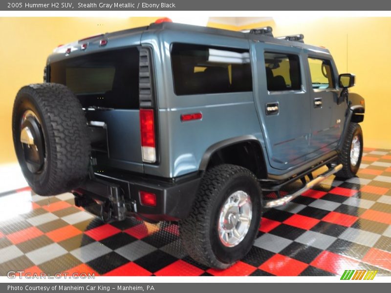 Stealth Gray Metallic / Ebony Black 2005 Hummer H2 SUV