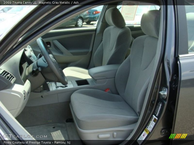 Magnetic Gray Metallic / Ash 2009 Toyota Camry LE
