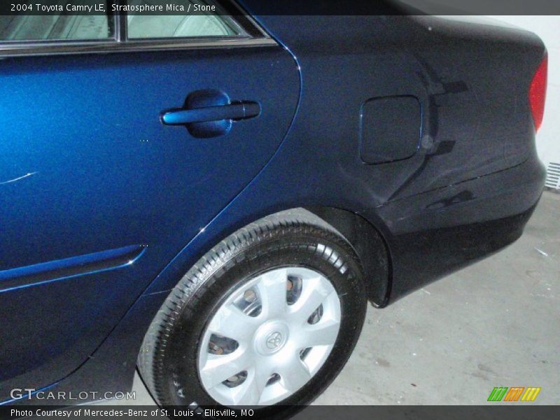 Stratosphere Mica / Stone 2004 Toyota Camry LE