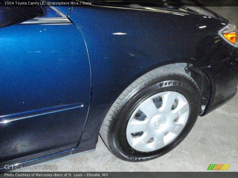 Stratosphere Mica / Stone 2004 Toyota Camry LE