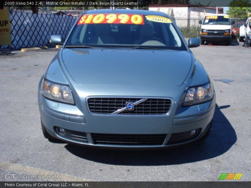 Mistral Green Metallic / Dark Beige/Quartz Leather 2005 Volvo S40 2.4i