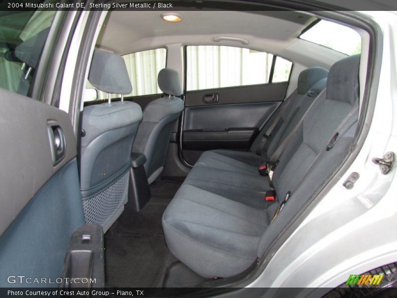 Sterling Silver Metallic / Black 2004 Mitsubishi Galant DE