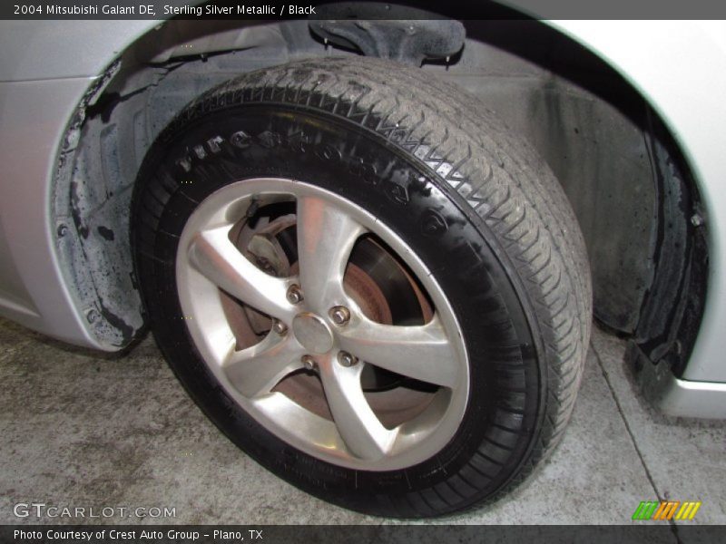 Sterling Silver Metallic / Black 2004 Mitsubishi Galant DE