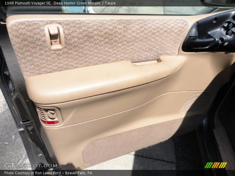 Deep Hunter Green Metallic / Taupe 1998 Plymouth Voyager SE